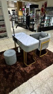 OFERTA COMBO DE ESTACIÓN DE UÑAS 💅

✅ COMBO ESTACIÓN 1 
RD$ 21,960 
-Silla 
-mesa con gaveta 
-Sillón 
-Luz media luna 

✅ COMBO ESTÁCION 2 
RD $ 13,545
- 2 Sillas hidráulicas 
-Mesa 
-Luz media luna 

✅ COMBO ESTACIÓN 3
RD$ 22,455
-Silla 
-Sillón 
-Mesa 
-Luz media luna 
-Luz de mesa alta resolución 

Moderniza tu estudio y brinda más confort a tus clientes, así garantizas una clientela segura 👌

Ordena ya!!!

WWW.JCGOLDENSUPPLY.COM
También por WhatsApp 809-258-6325

TIENDA FÍSICA
Estamos en la Avenida Mella # 302, esquina 19 de Marzo, al lado de la Sirena proximo a la zona colonial Santo Domingo RD 🇩🇴

#jcgoldensupply #tattoo #sillas #sillasauxiliares #camillas #ofertas #uñas #estaciondeuñas