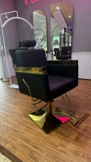 ✨ Eleva la experiencia de tus clientes desde el primer momento.

Nuestro sillón reclinable combina comodidad, elegancia y un diseño premium perfecto para salones de belleza modernos. 💇‍♀️🖤

✔️ Máximo confort
✔️ Diseño elegante
✔️ Ideal para profesionales que quieren destacar

Haz que tu espacio luzca más exclusivo y profesional. 🔥

📩 Disponible para entrega inmediata. Escríbenos por DM para más información.

✅ WhatsApp 809-258-6325

✅ WWW.JCGOLDENSUPPLY.COM 

✅ Tienda física 
Estamos en la avenida Mella # 302 , esquina 19 de Marzo , al lado de la Sirena proximo a la zona colonial  Santo Domingo. 

#jcgoldensupply #micropigmentacion #sillones
