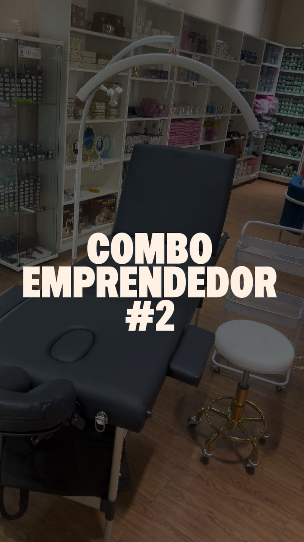 *
⭐️COMBO EMPRENDEDOR #2⭐️
💵$22,000

Nuestro nuevo combo es la oportunidad que estabas esperando para colocar ese estudio que tanto anhelas, con todo lo necesario para empezar a trabajar y sacarle provecho a tu trabajo.
Este combo incluye;

- Estante Blanco 3 Niveles
- Silla Blanca у Dorada
- Lampara media luna
- Camilla Premium Portatil

(POCAS UNIDADES DISPONIBLES)
•
Ordena ya! 📲
WWW.JCGOLDENSUPPLY.COM
También por WhatsApp 809-258-6325
•
Tienda física 📍
Estamos en la avenida Mella N. 302 , esquina 19 de Marzo, al lado de la Sirena proximo a la zona colonial.
SANTO DOMINGO R.D 🇩🇴
#jcgoldensupply #mobiliario #materialesparatatuar