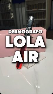 DERMÓGRAFO LOLA AIR by EZ ⭐️

Ligero, preciso y diseñado para ofrecer un control excepcional en cada trazo. 
El Dermografo LOLA AIR by EZ cuenta con un motor brushless de alto rendimiento que brinda una potencia estable, baja vibración y un funcionamiento silencioso, ideal para micropigmentación de cejas, labios y eyeliner.

La comodidad, precisión y la calidad de EZ en una sola máquina. ✨
•
VISITANOS ! 

📍Tienda fisica 
Estamos ubicados en la avenida Mella no.302 esq. 19 de marzo (al lado de la sirena) proximo al barrio chino, sto sgo. 

Para envios 📦
📲Escribemos al WhatsApp 809-258-6325

#jcgoldensupply #ez #pmu #dermografos