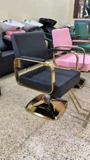 🔥 ¡MODERNIDAD, CALIDAD Y ESTILO 🔥

Dale un toque moderno y elegante a tu salón con nuestros sillones, diseñados para combinar comodidad, calidad y un estilo que marca la diferencia. ✨

🪑 RD$17,500
🎨 ¡Disponibles en 4 colores!
💎 Diseño moderno y calidad para tu negocio.

¡Renueva tu espacio y eleva la imagen de tu salón sin gastar de más!

📲 809-258-6325 WhatsApp y pide el tuyo hoy. ¡No dejes pasar esta oportunidad 

📍 JC GOLDEN SUPPLY — Calidad y estilo para profesionales.

WWW.JCGOLDENSUPPLY.COM 

✅ TIENDA FÍSICA 
Estamos en la avenida Mella 302 , esquina 19 de Marzo , al lado de la Sirena proximo a la zona colonial y al barrio Chino.  Santo Domingo. DN 🇩🇴

#JCGoldenSupply #SillonesDeBelleza #MobiliarioDeSalón #OfertasRD #SalonesDeBelleza
