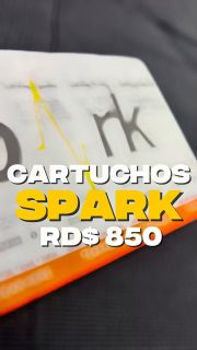 Cartuchos SPARK 💉✨
RD$ 850 
Caja de 20 unidades 

Estos cartuchos ofrecen una experiencia de tatuador superior, están diseñados para proporcionar precisión y seguridad en cada inyección.
Ofrecen flujo constante, con una membrana de silicona precisa para trabajos demandantes sin poner en riesgo tu máquina.
•
Ordena ya!!! 
WWW.JCGOLDENSUPPLY.COM 
También por WhatsApp 809-258-6325 
•
Tienda física 🏛️ 
Estamos en la avenida Mella N. 302 , esquina 19 de Marzo , al lado de la Sirena proximo a la zona colonial.  SANTO DOMINGO R.D 🇩🇴 

@sparktattoocartridges 

 #jcgoldensupply #cartuchosspark #materialesparatatuar