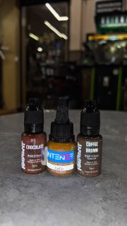 .
PIGMENTOS MARRONES INTENZE Y RANDIANT ✨

Descubre nuestra disponibilidad de pigmentos marrones, formulados para micropigmentación de alto nivel.
Colores estables, excelente retención y resultados naturales que evolucionan de forma uniforme con el tiempo.

Ideales para cejas, estos pigmentos ofrecen control, seguridad y acabados profesionales en cada pasada.
•
Ordena ya!!! 
WWW.JCGOLDENSUPPLY.COM 
También por WhatsApp 809-258-6325 
•
Tienda física 🏛️ 
Estamos en la avenida Mella N. 302 , esquina 19 de Marzo , al lado de la Sirena proximo a la zona colonial.  SANTO DOMINGO R.D 🇩🇴 

 #jcgoldensupply #micropigmentacion #radiantink