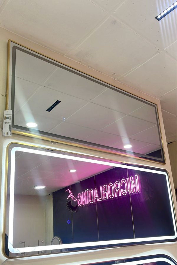 ESPEJO RECTANGULAR CON LUZ LED DORADO MATTE - Imagen 2